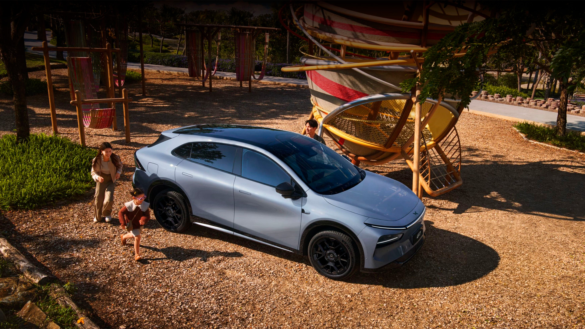 Електромобілі X-Peng G7 з Китаю